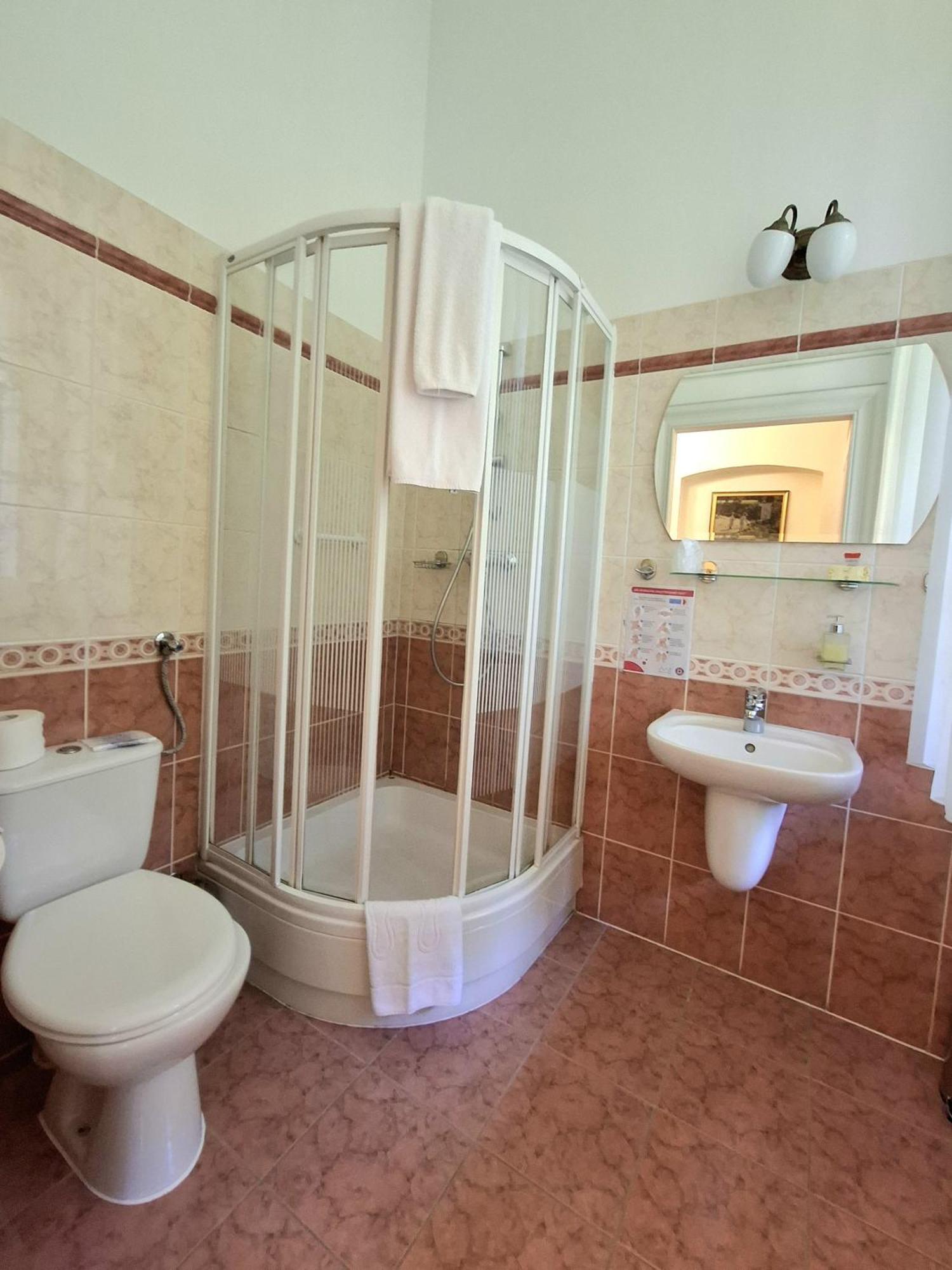 Palac Racot Kościan Buitenkant foto