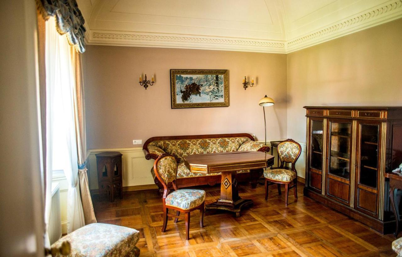 Palac Racot Kościan Buitenkant foto